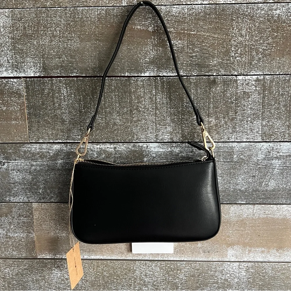 Brandy Melville  purse - Picture 6 of 8